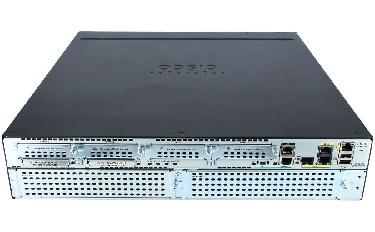Cisco C2951-VSEC/K9, Cisco 2951 UC Sec. Bundle, PVDM3-32, UC and