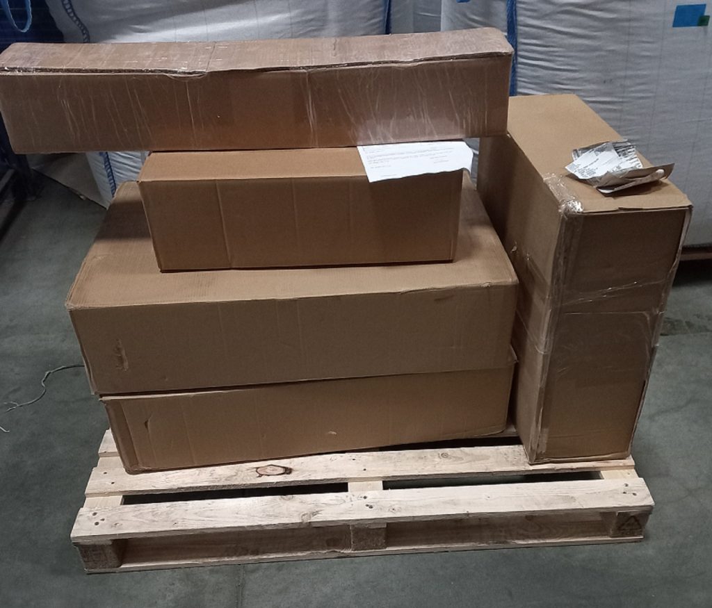 HP server DL360 Gen9 DL360G9-BTO HPE and HP Storage HPE 3PAR 8200 on its way to our customer - Linkom-PC